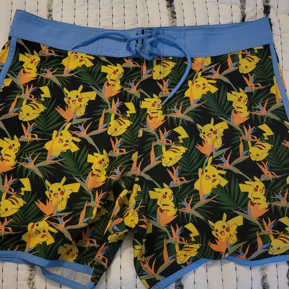 Pikachu Trunks - Picture 2 of 3
